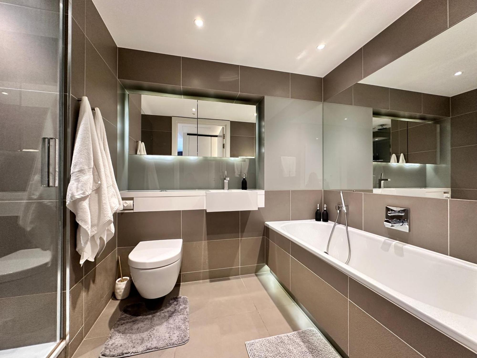 2 Bed Flat Big Ben View Apartment Лондон Екстериор снимка