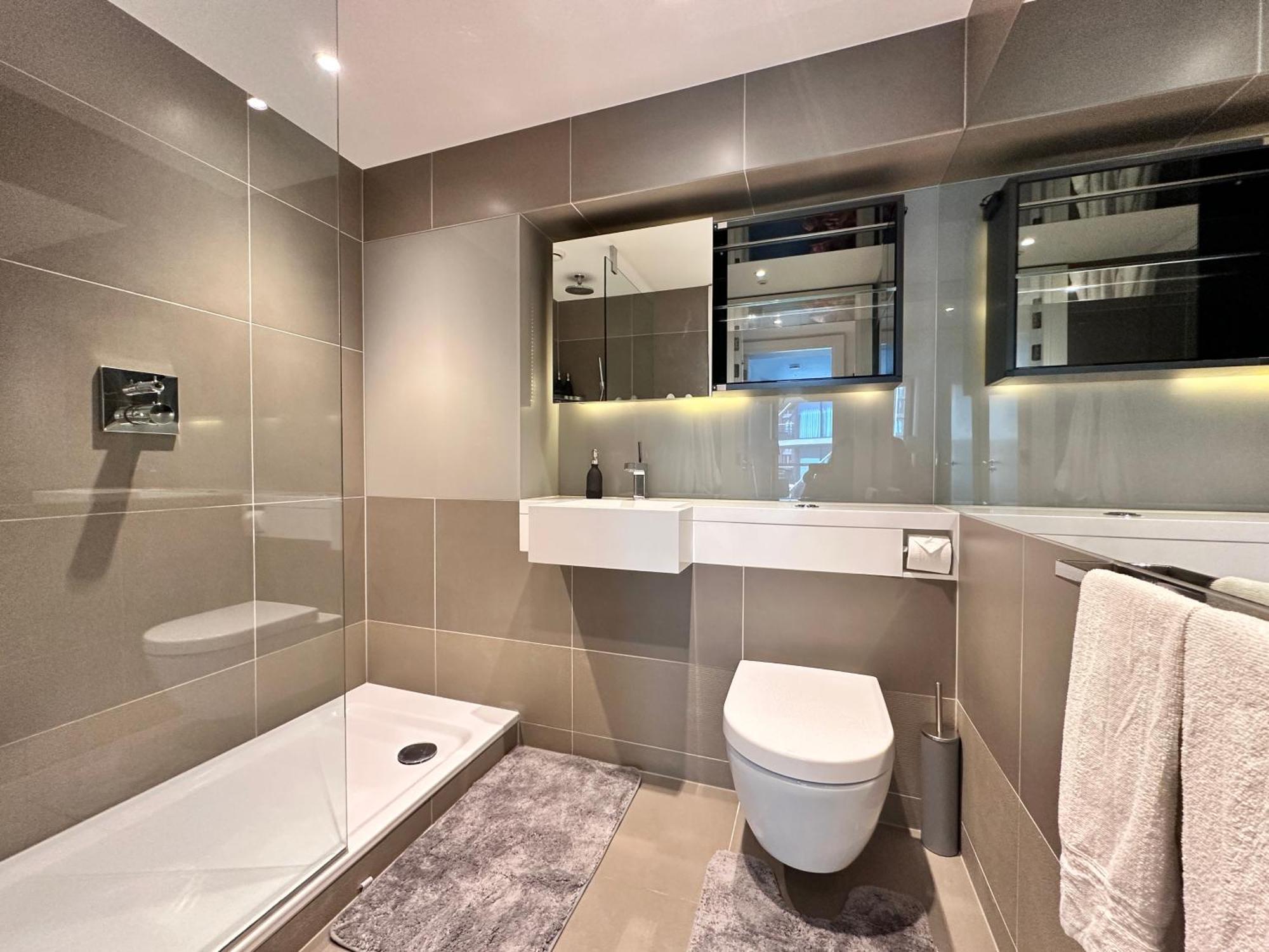 2 Bed Flat Big Ben View Apartment Лондон Екстериор снимка